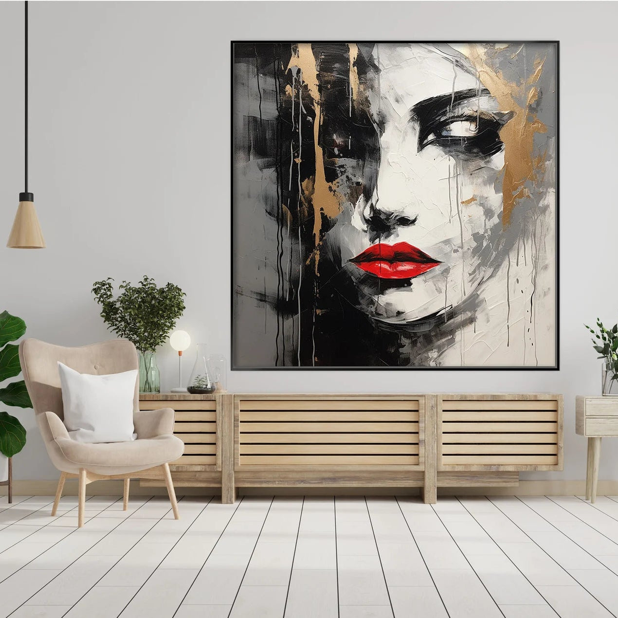 Volto di donna, bianco nero, oro e rosso